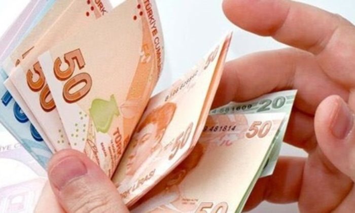 TES: DEVLETİN BAŞKA BİR İŞİNİ YAPMAK ÜZERE GÖREVLENDİRİLEN ÖĞRETMENLERE HAK ETTİKLERİ EK DERS ÜCRETLERİ ÖDENMELİDİR