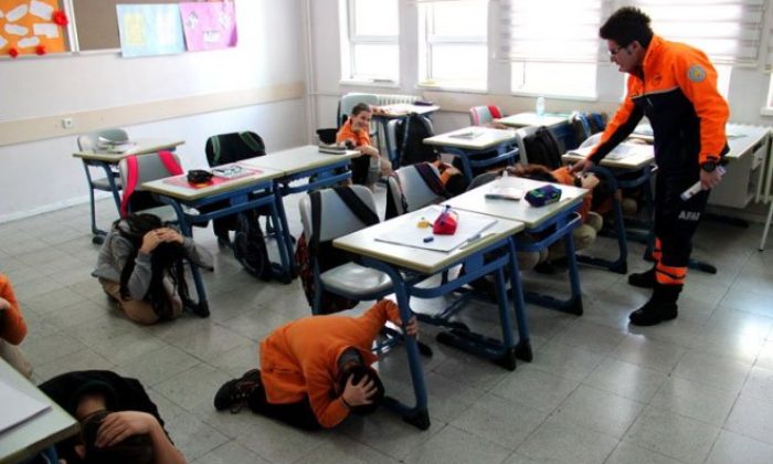 MEB Deprem ve Afetler İle İlgili Eğitim ve Tatbikat Yapılma Yazısı Gönderdi.