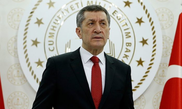 Bakan Selçuk, uzaktan eğitimin ayrıntılarını açıkladı.