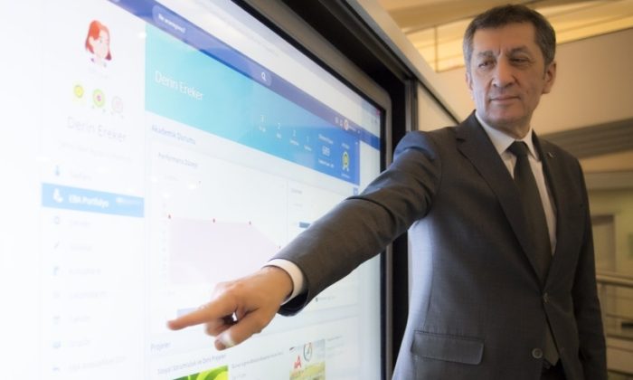 1 MİLYONA YAKIN ÖĞRENCİ, ‘EBA AKADEMİK DESTEK SİSTEMİ’ İLE ÜNİVERSİTE HEDEFİNE İLERLİYOR