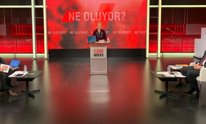 Bakan SELÇUK, Canlı Yayında Soruları Yanıtladı