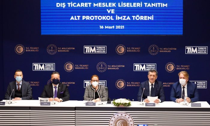 Dış Ticaret Meslek Liseleri İçin İmzalar Atıldı