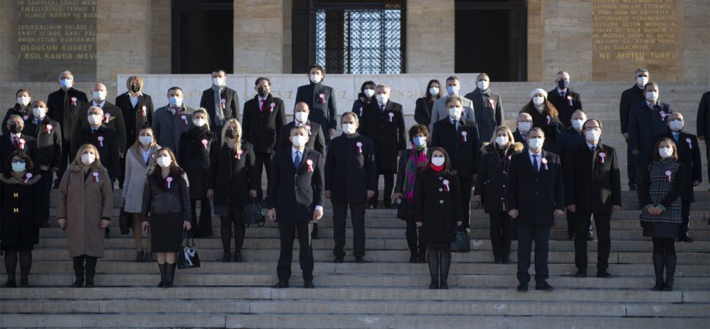 Bakan Selçuk 81 İlden Öğretmenlerle Birlikte Anıtkabir’i Ziyaret Etti