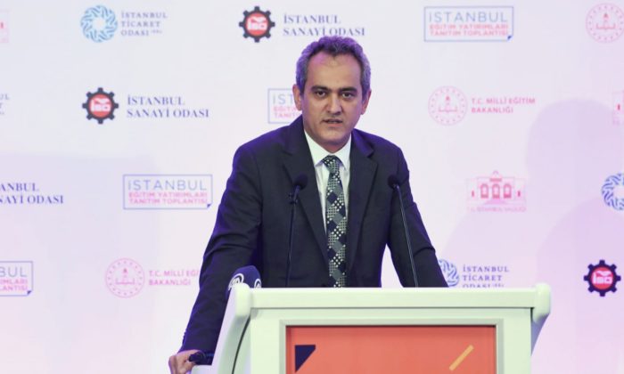 Bakan ÖZER, İstanbul Eğitim Yatırımları Tanıtım Toplantısına Katıldı