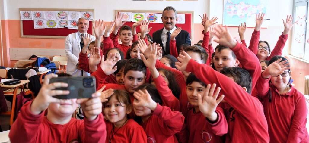 24 Nisan’da, 81 İlde Eğitime Devam