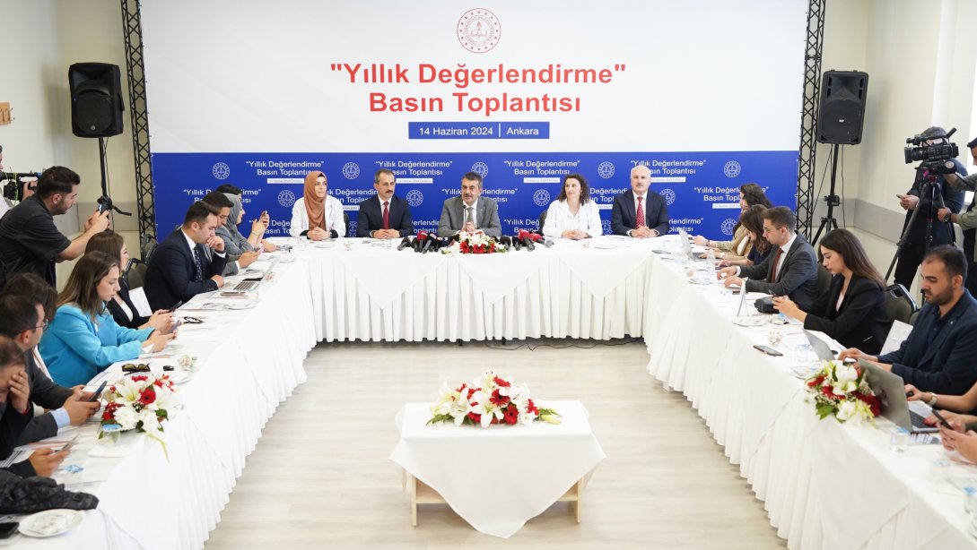 BAKAN TEKİN,