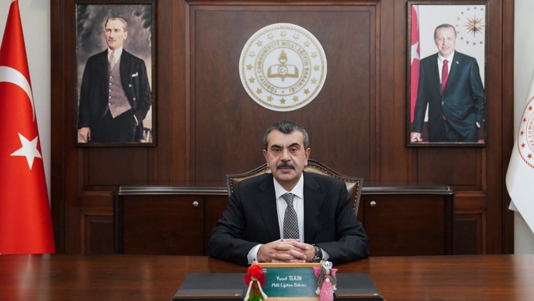 BAKAN TEKİN