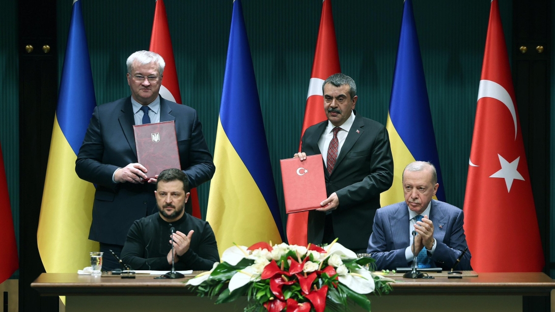 TÜRKİYE İLE UKRAYNA ARASINDA EĞİTİM ALANINDA İŞ BİRLİĞİ ANLAŞMASI İMZALANDI