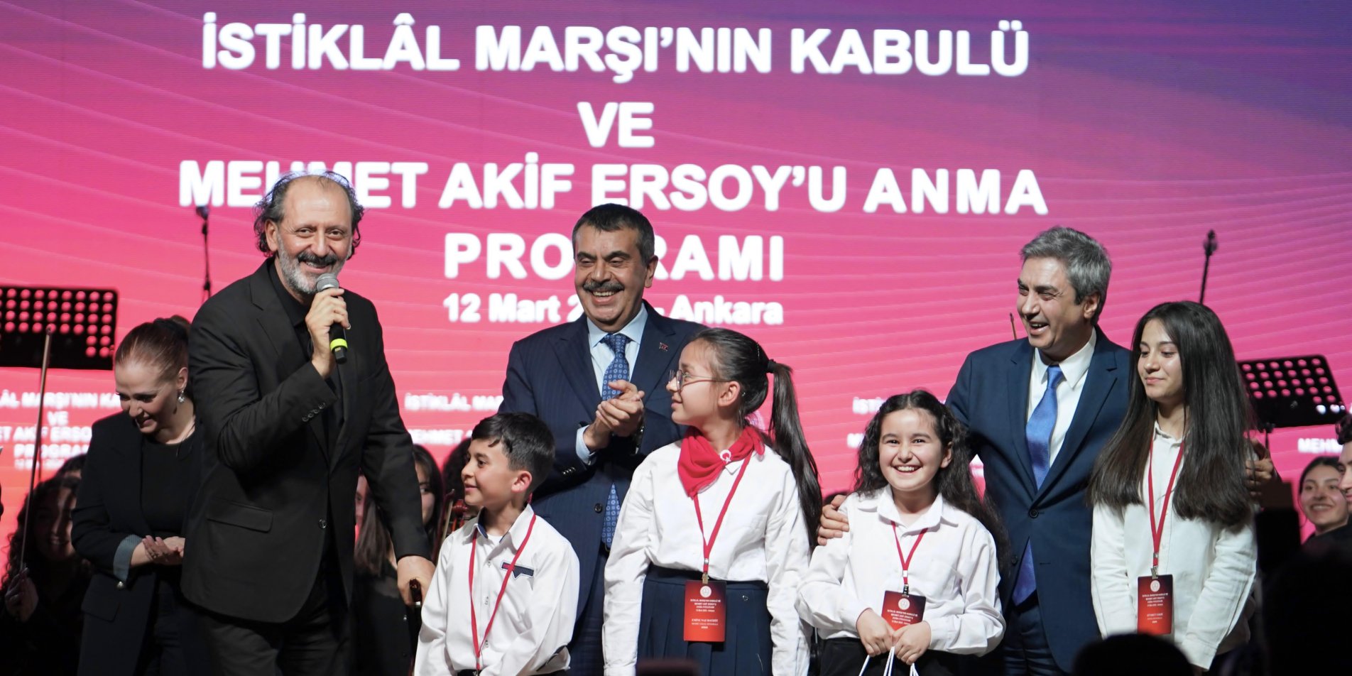 BAKAN TEKİN,