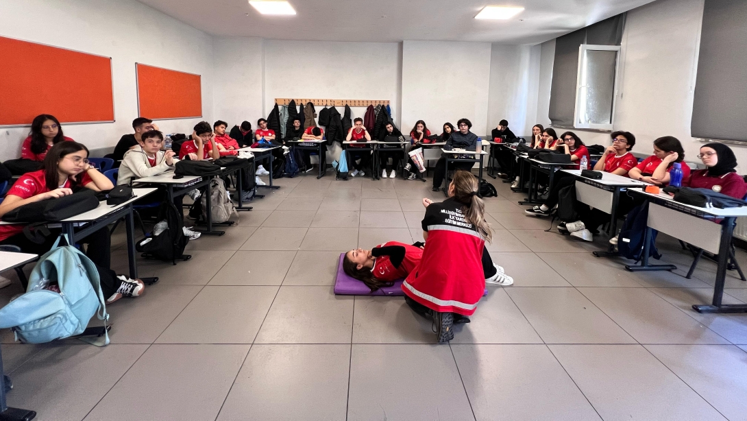 "GÜVENLİ OKULLAŞMA VE UZAKTAN EĞİTİM" PROJESİ KAPSAMINDA "BİRLİKTE İYİLİĞİ RESMEDİYORUZ" ETKİNLİĞİ DÜZENLENDİ.