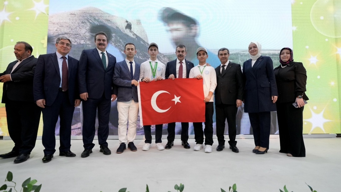 BAKAN TEKİN, TÜRKMENİSTAN