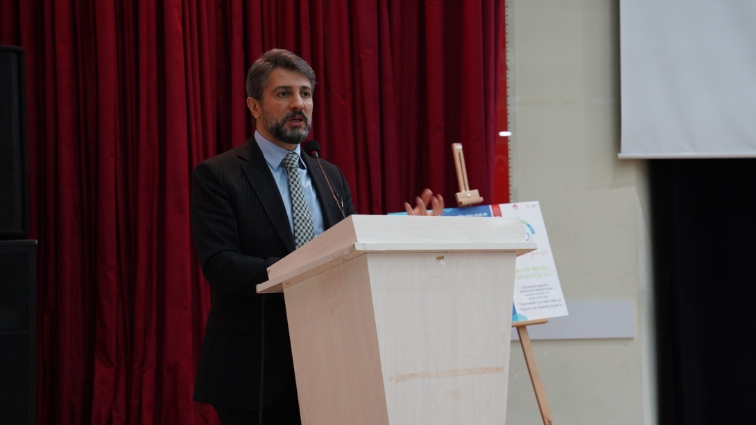 https://hbogm.meb.gov.tr/www/maarif-modeli-aile-konferanslarinin-ilki-ankarada-gerceklestirildi/icerik/1885