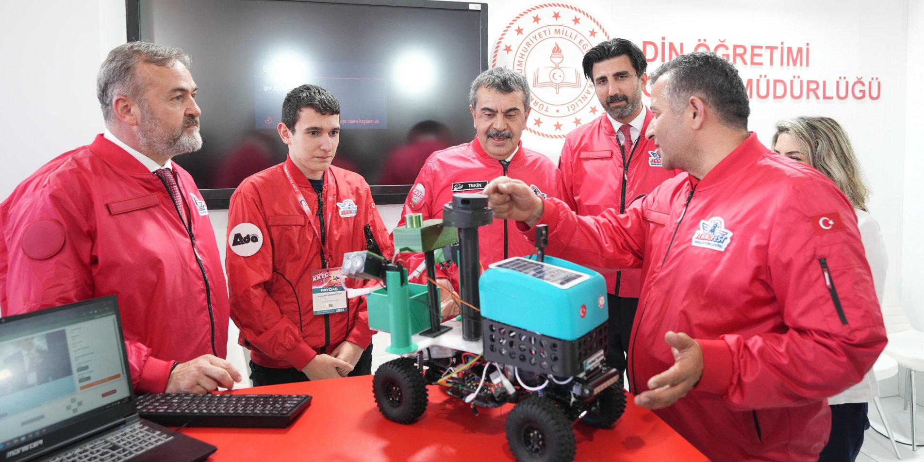 BAKAN TEKİN, KKTC