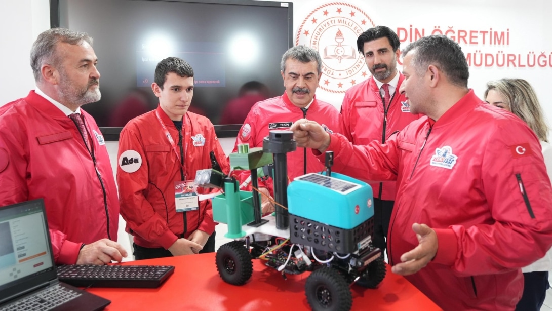 BAKAN TEKİN, KKTC