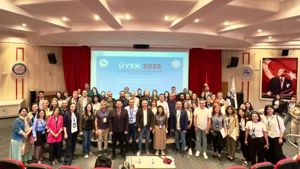 10. ULUSAL ÜSTÜN YETENEKLİLERİN EĞİTİMİ KONGRESİ (UYEK) DÜZENLENDİ.