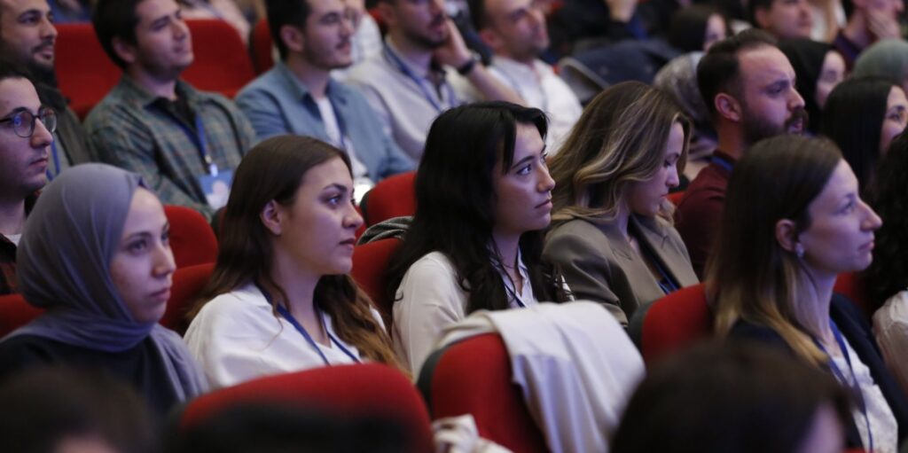2024 Ylsy Kapsamında Yurt Dışında Öğrenim Görmeye Hak Kazananlar Belli Oldu