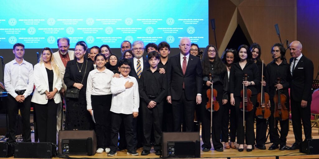 “Dönem Sonu Kültür, Sanat Ve Spor Faaliyetleri Haftası”nın Açılışı İstanbul’da Yapıldı