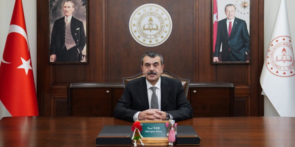Bakan Tekin, Şehit Öğretmen Necmettin Yılmaz’ı Andı