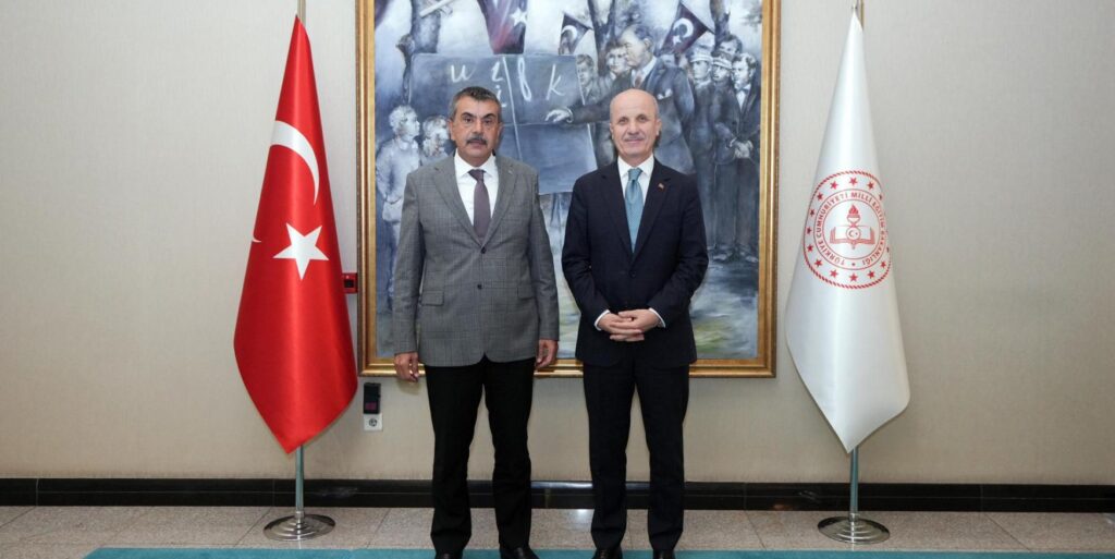 Bakan Tekin, Yök Başkanı Özvar’ı Kabul Etti